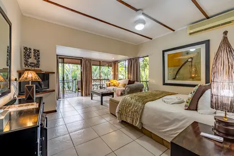 Family Room - Jorn's Guest House